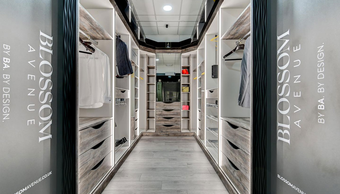 West-Sussex-Fitted-Wardrobes-Bedrooms-Worthing-Bespoke-Bedroom-Bed-Room-Blum-Fittings-&-Fixtures