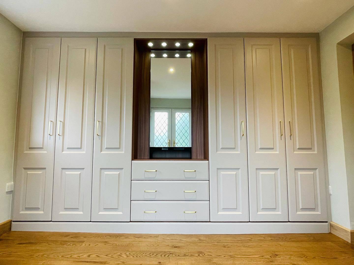 West-Sussex-Fitted-Wardrobes-Bedrooms-Worthing-Bespoke-Bedroom-Bed-Room-Fitted-work4